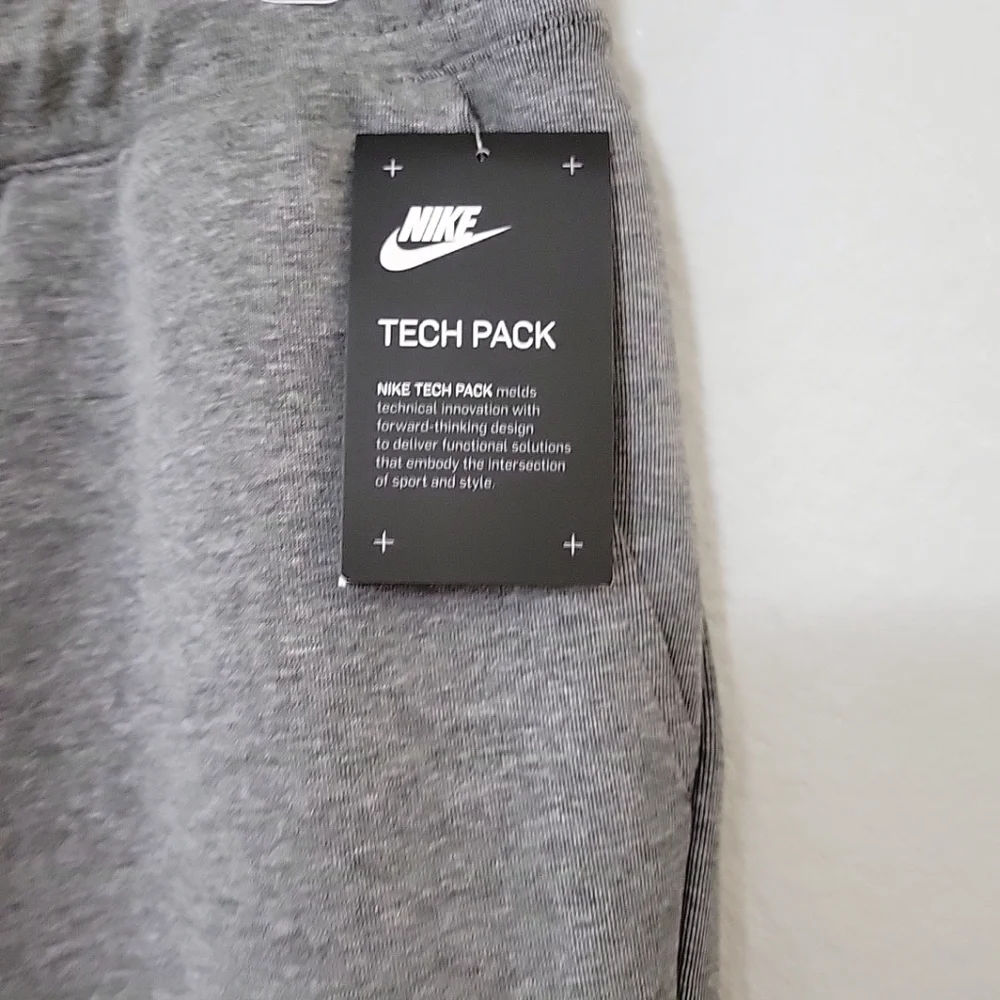 Nike Tech Pack Fleece Men's Shorts Grey Size XLarge - Picture 9 of 14